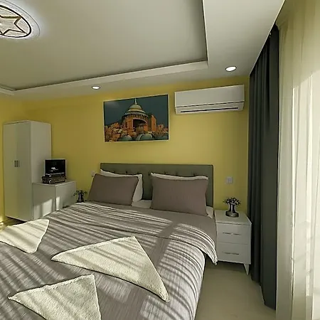 Ozer & Hotel 4*